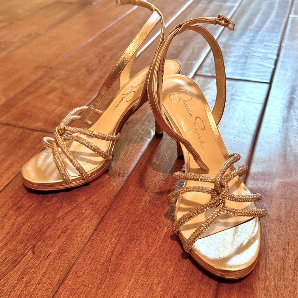Jessica Simpson Jozien Strappy high heels
